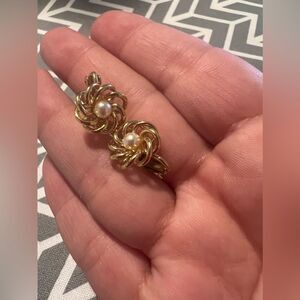 🌼 FINAL PRICE Napier Vintage Gold Faux Pearl Earrings